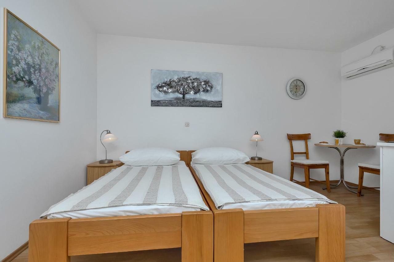 Apartments Marija มาคาร์สกา ภายนอก รูปภาพ